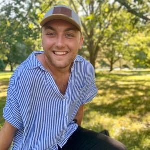 Meet your Posher, Mitchell